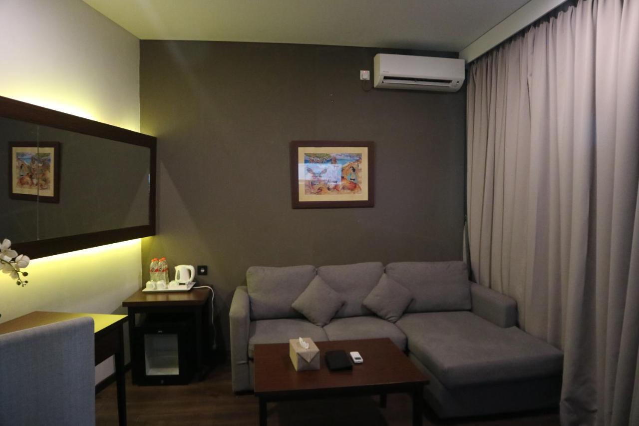 Amanuba Hotel & Resort Rancamaya Bogor Exteriör bild