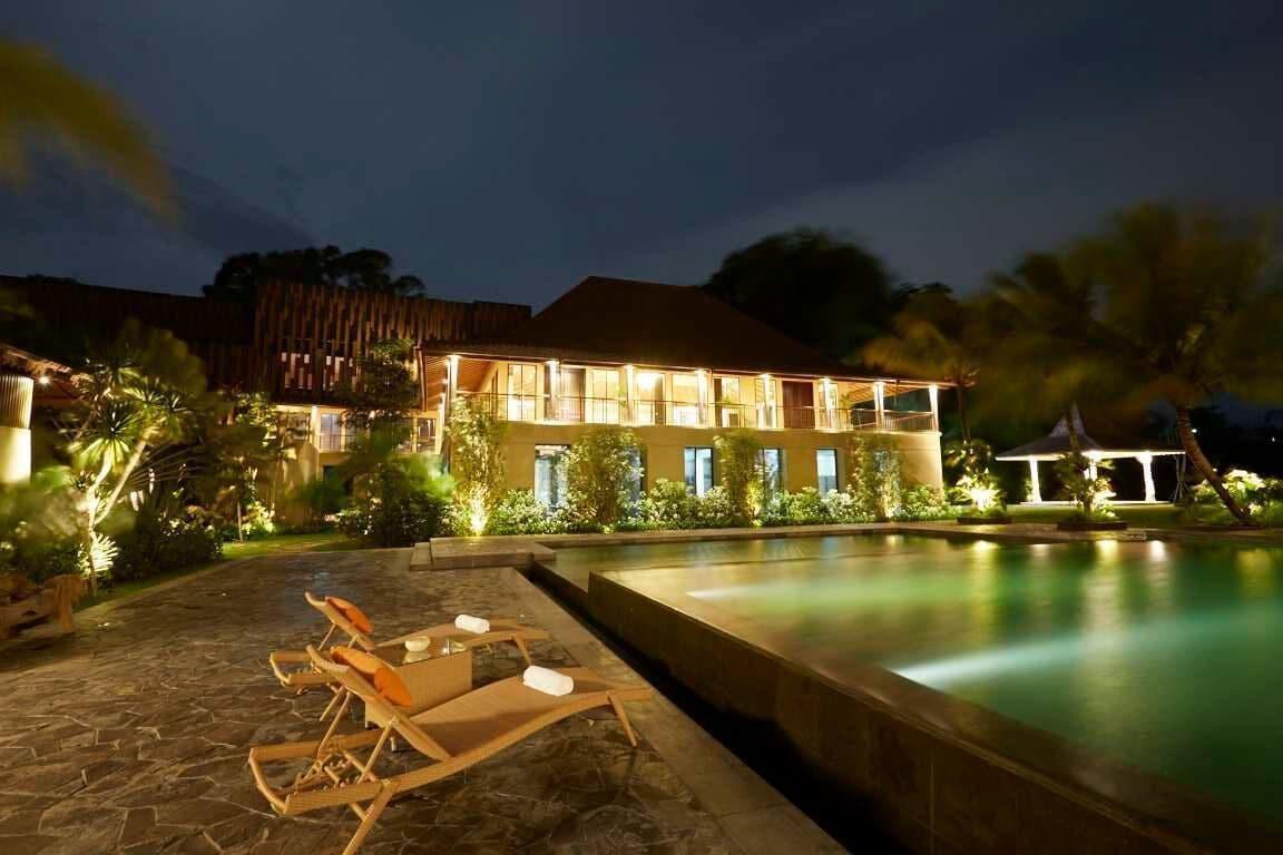 Amanuba Hotel & Resort Rancamaya Bogor Exteriör bild